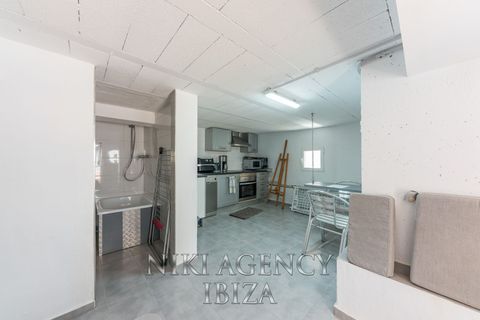 Villa a Cala Tarida, Ibiza, Cala Tarida - € 795.000 | Ref: CVE074 - foto 34